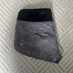 Lululemon Speed Up Shorts 2.5in. Heather Grey/ Black. Size 4. DISCONTINUED
